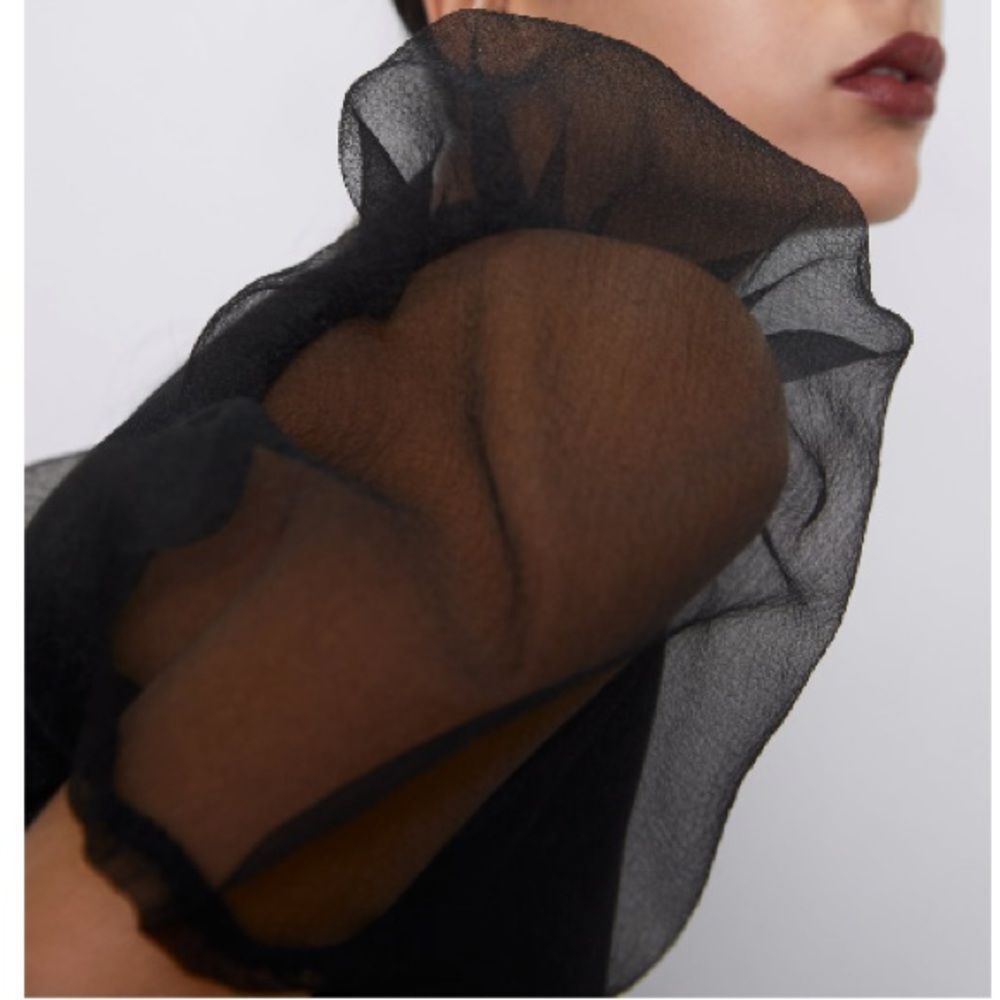 Black organza sleeve dress - Picture 4 of 7